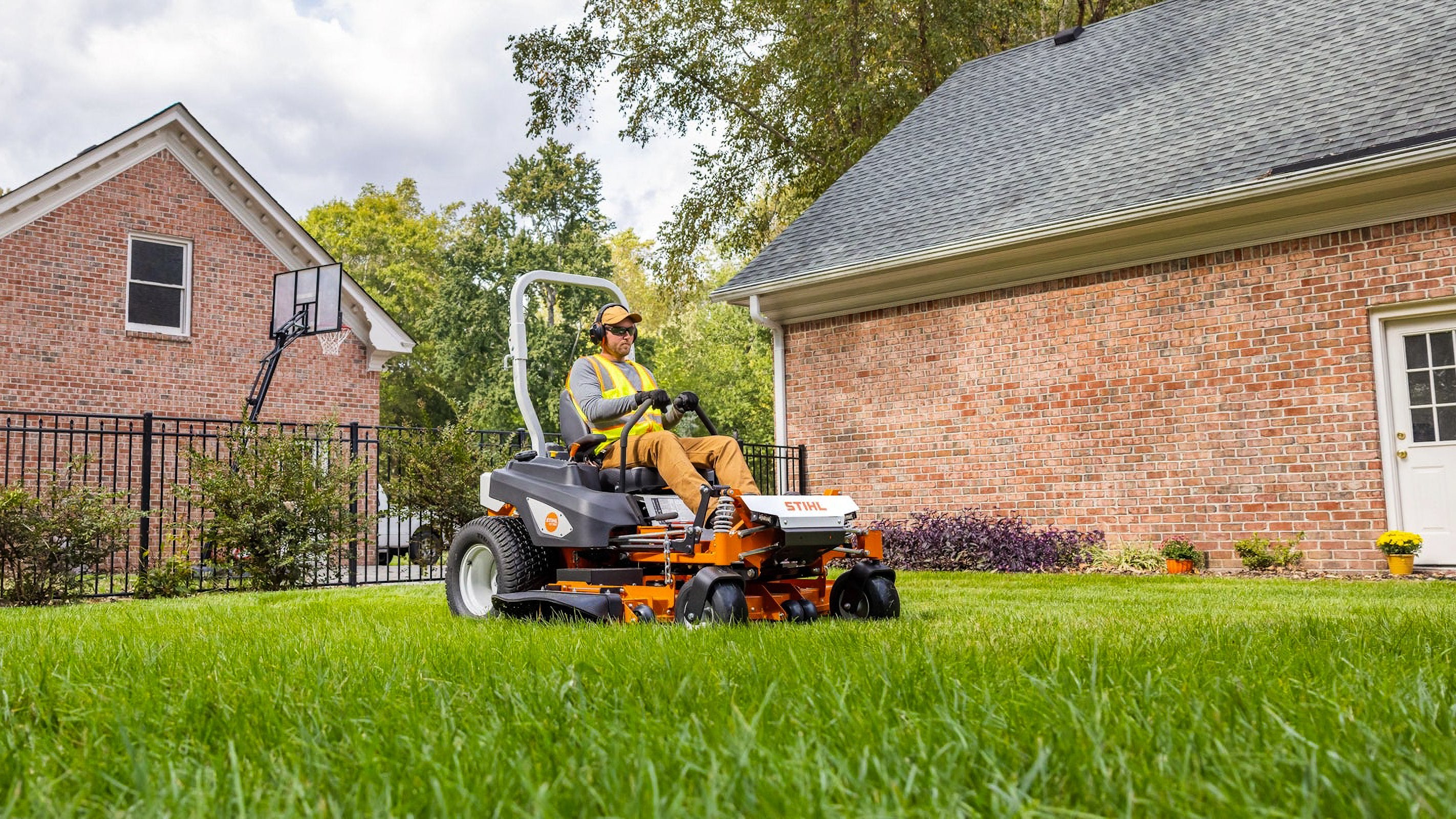 Stihl Zero-Turn Mowers