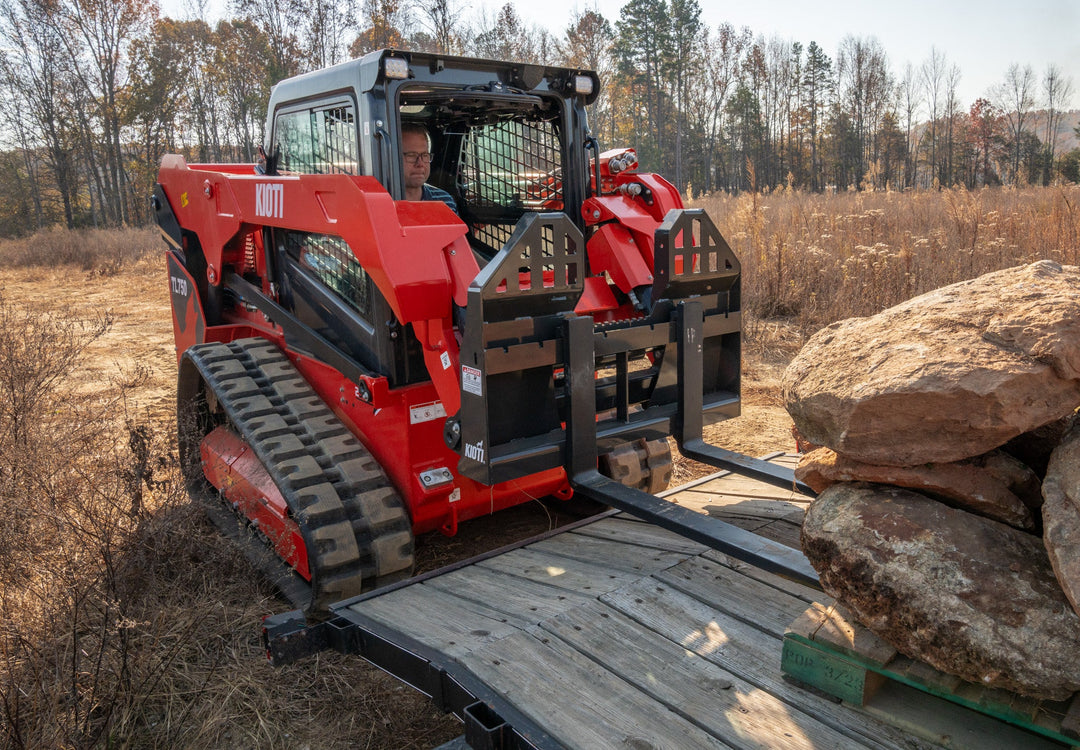 KIOTI Pallet Forks & Frame Compact Construction
