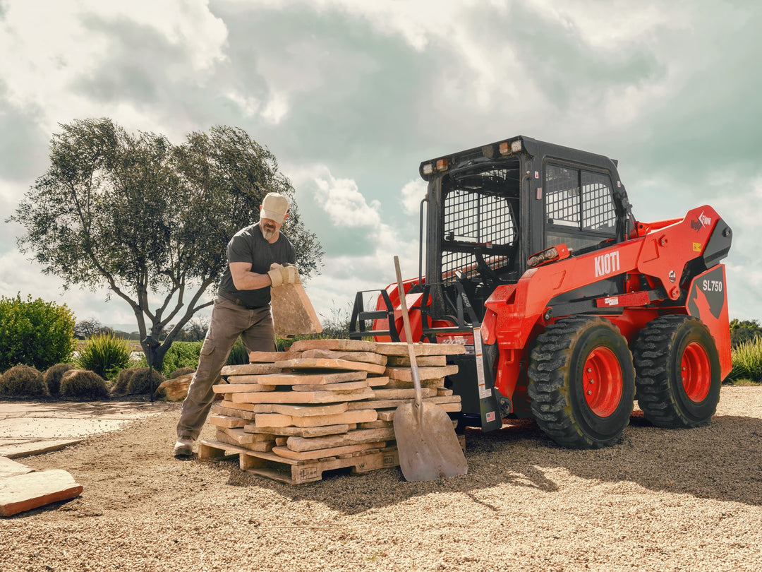 KIOTI SL750U-PL Skid Steer Loader