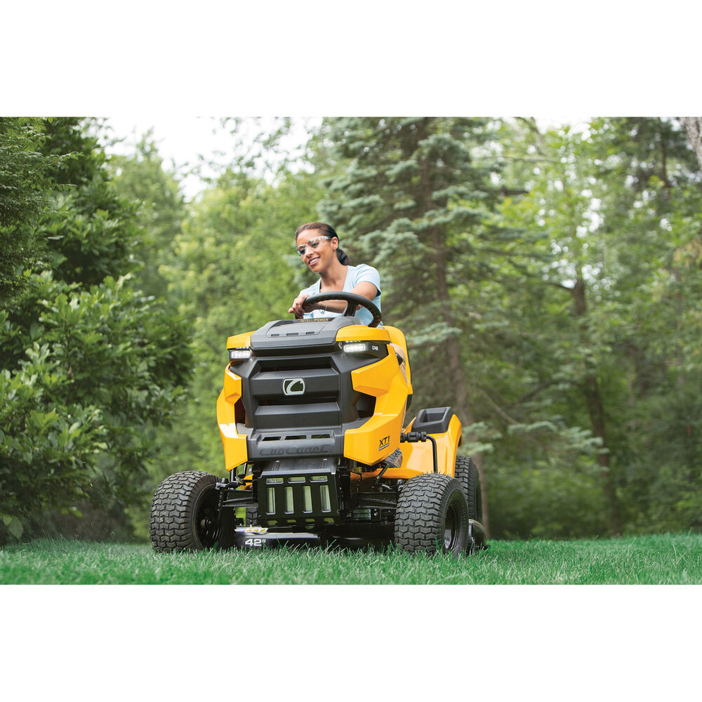 Cub Cadet XT1 LT42