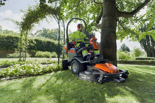 Husqvarna P525DX With Cabin